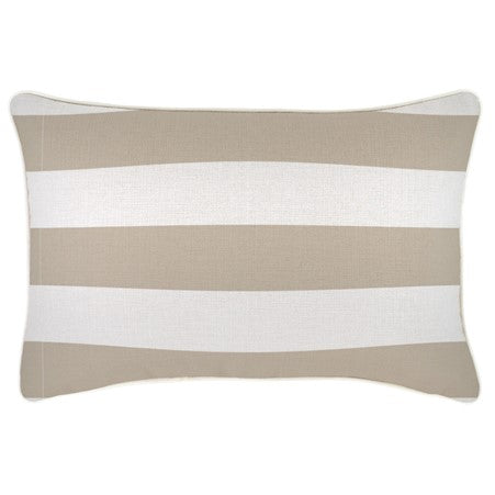 © Beige deck stripe with piping cushion