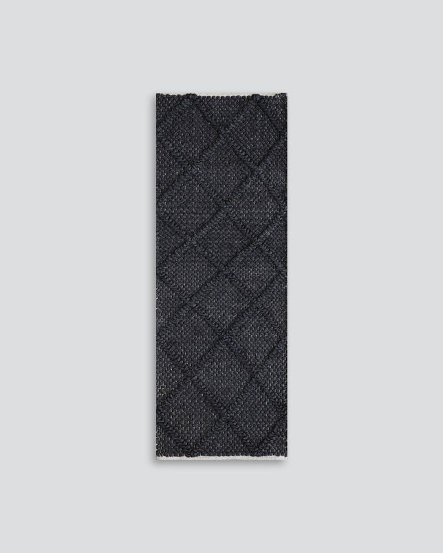 © Assam entry rug black 50 x 140cm