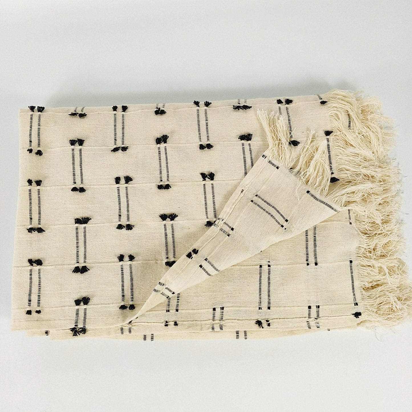 © Nordic cotton throw