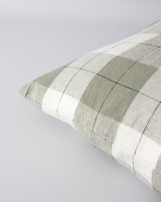 © Willis cushion sage