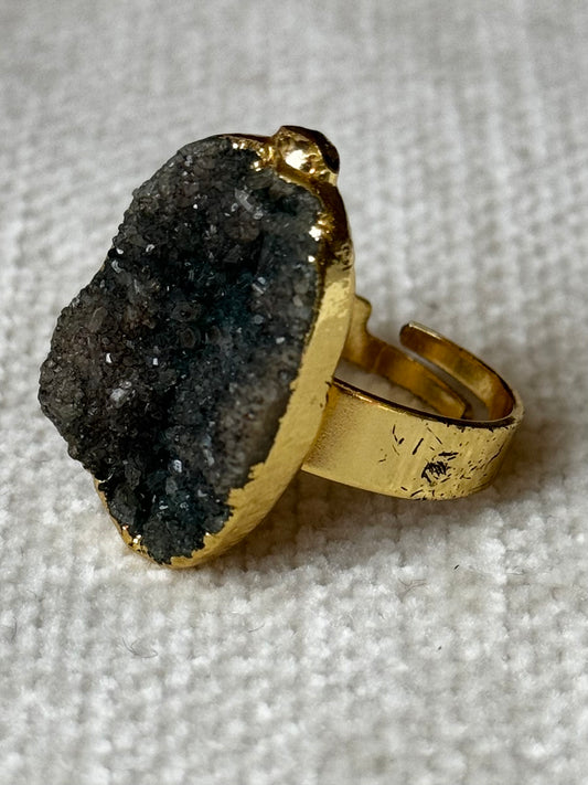 Esme Druzy Ring Grey