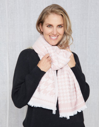 Reversable houndstooth scarf