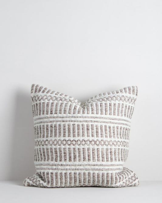 © Morgan outdoor cushion wicker