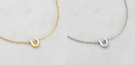 Letter Necklace U Gold