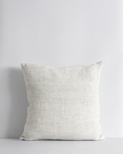 © Sandridge cushion off white